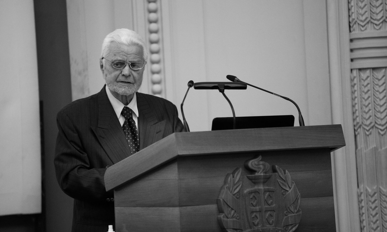 KO JE BIO LJUBOMIR SIMOVIĆ – PISAC KOJI JE TIŠINU PRETVORIO U UMETNOST Živeo povučeno, stvarao u šumi kod Užica