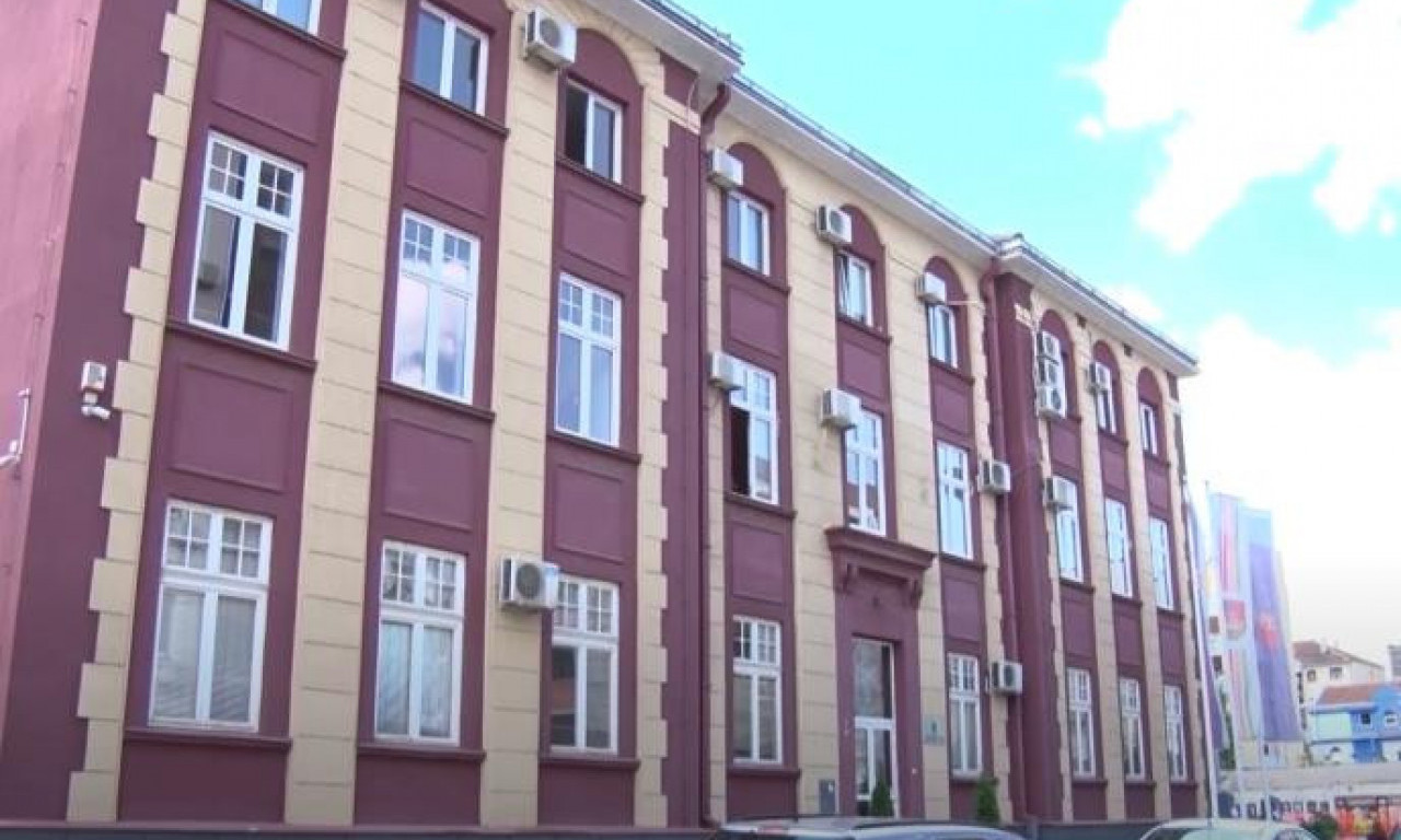 JOŠ JEDAN FAKULTET PREKIDA BLOKADU: Evo kada počinje nastava na Fakultetu medicinskih nauka u Kragujevcu!