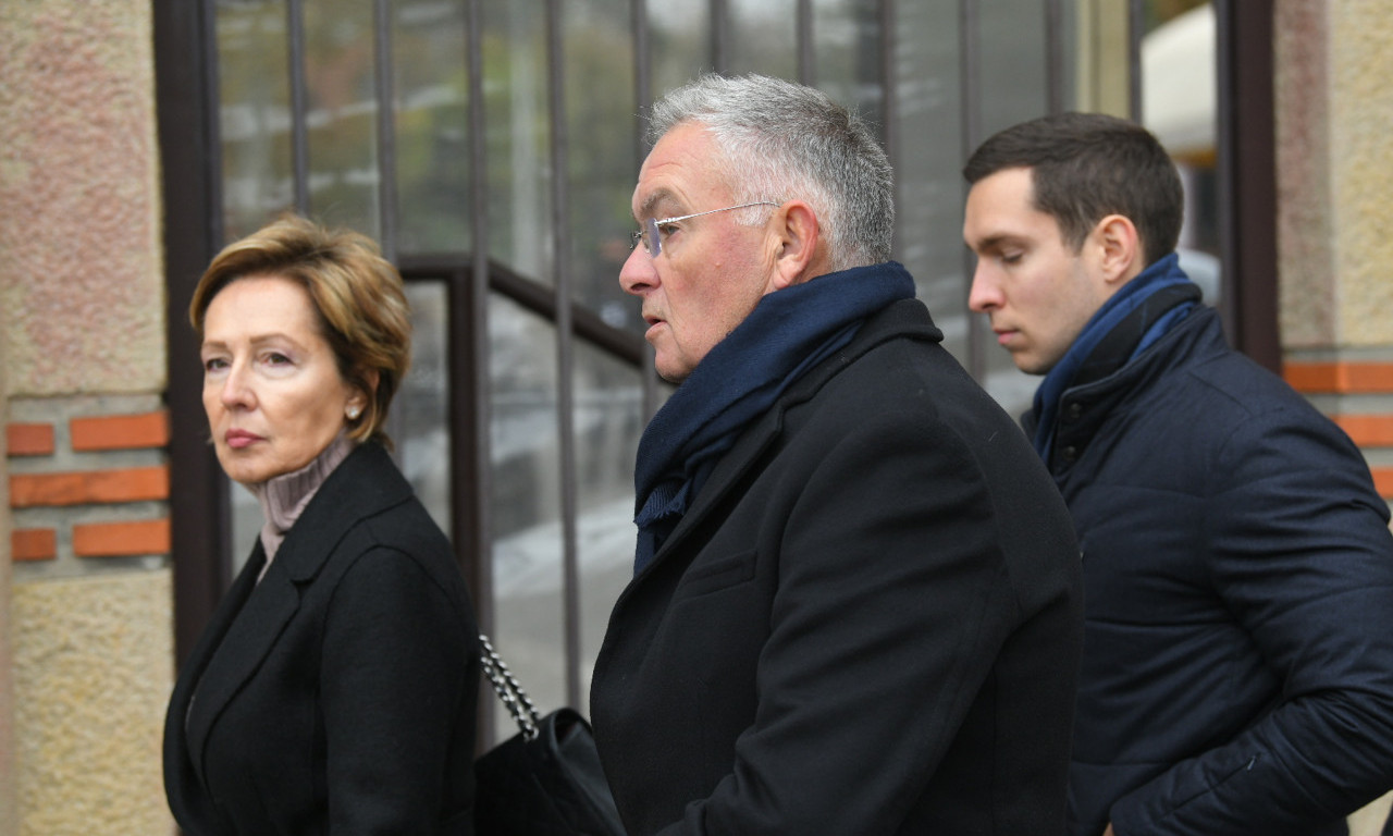 KO SU RODITELJI ANE IVANOVIĆ? Za majku kažu da joj je kao sestra, a otac je u njoj prepoznao talenat (FOTO)