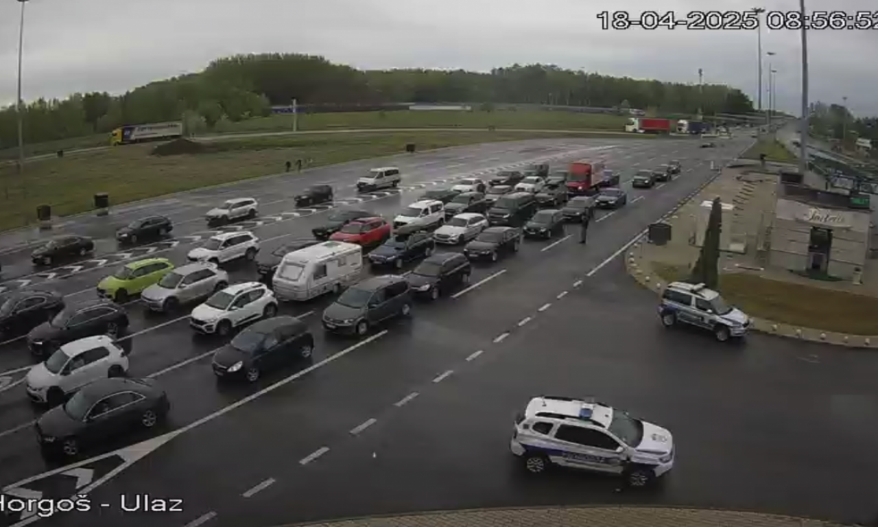 MAĐARI NA GRANICI POČELI SA UZIMANJEM OTISKA PRSTA Startuje evropski sistem za registraciju na granicama