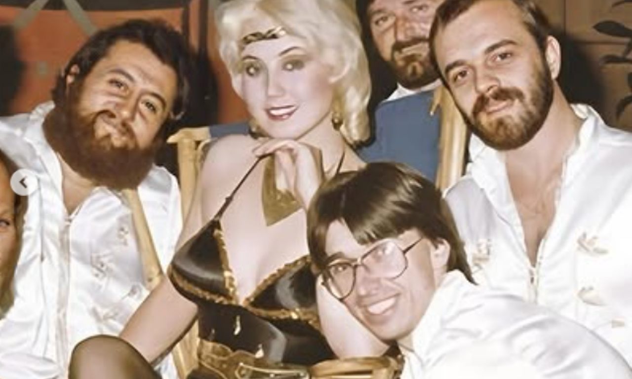 LEPA BRENA OTKRILA NEVIĐENE USPOMENE Venčanje sa Bobom, deca, Saša Popović i Bata Živojinović u prvom redu (FOTO)