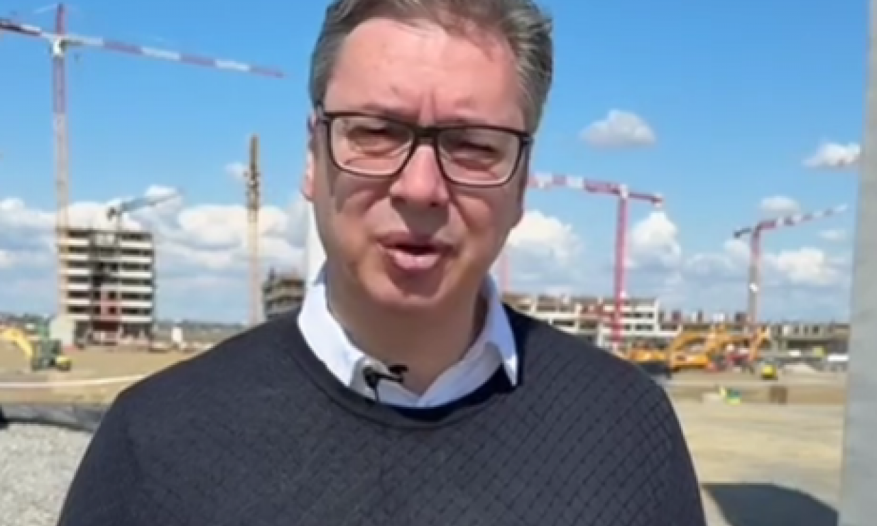 VUČIĆ RADNO I NA VELIKU SUBOTU Evo šta naš predsednik radi na gradilištu EXPO! (VIDEO)