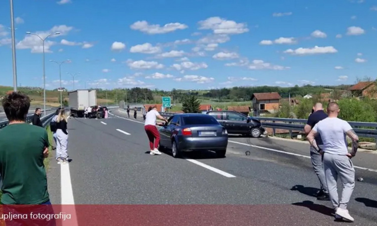 OVO JE NARODNI POSLANIK KOJI JE POGINUO U NESREĆI KOD BANJALUKE: Automobil se zakucao u kamion! (FOTO)