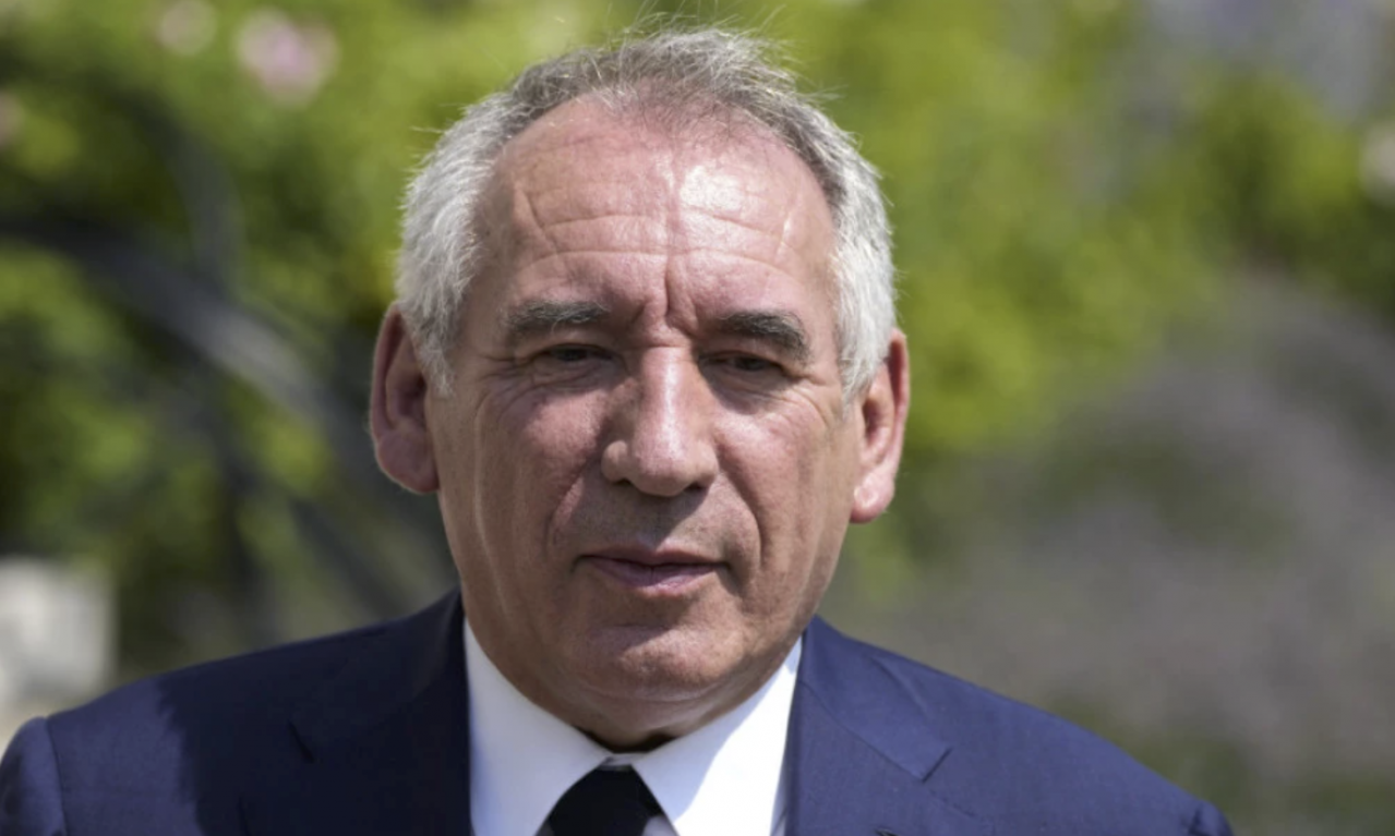 FRANCUSKA DOBILA NAJSTARIJEG PREMIJERA Stariji je od najmlađeg na ovoj funkciji za čak 40 godina!