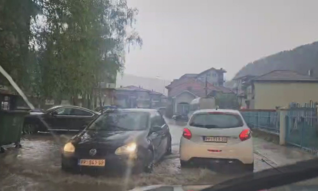POTOP U PRIJEPOLJU Pogledajte kakav haos je napravio pljusak, ulice su pod vodom (VIDEO+FOTO)