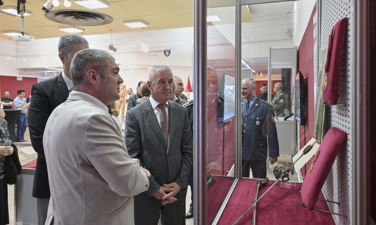 I VOJNI MUZEJ OBELEŽIO DAN VOJSKE SRBIJE Otvorena nova izložba "Dostojni" (FOTO)