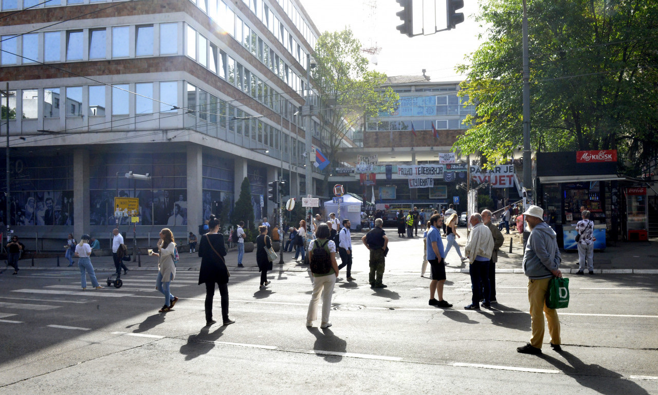 "NEKI SA RTS IMALI DOGOVOR SA BLOKADERIMA" Vučić: Blokada je zločin bez presedana!