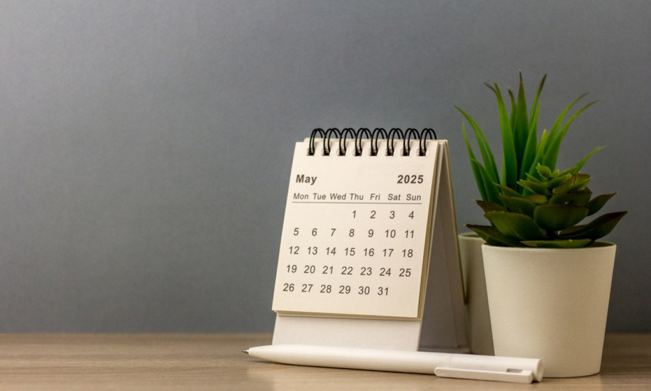 POMERENA ISPLATA PENZIJA, NERADNI DANI... Ovi ekonomski događaji će obeležiti maj - evo šta morate da platite