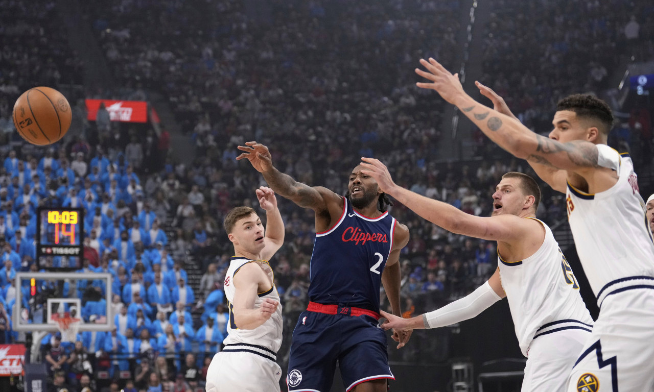 KATASTROFA JOKIĆA I DENVERA U LOS ANĐELESU! Srbin ne može sam protiv svih - Klipersi trojkama srušili Nagetse