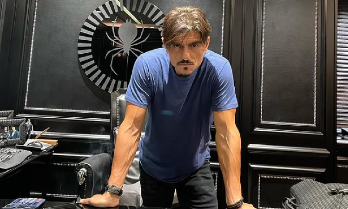 JANAKOPULOSE, SRAM TE BILO! Skandalozno ponašanje gazde Panatinaikosa, udario na Bodirogu na najniži način (FOTO)