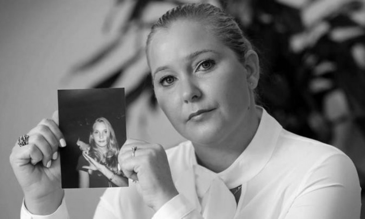 TAJNA SAHRANA VIRDŽINIJE DŽUFRE Optužila princa Endrua, pa preminula pod misterioznim okolnostima