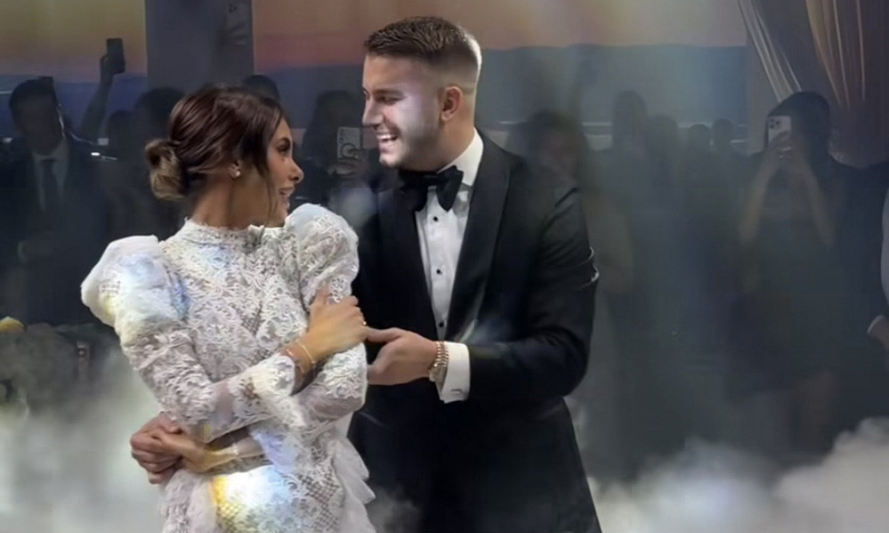 SVADBA GODINE! Sin Milije Ktitora stao na ludi kamen, Lepa Brena i braća Rokvić pevali mladencima, ovo su svi detalji