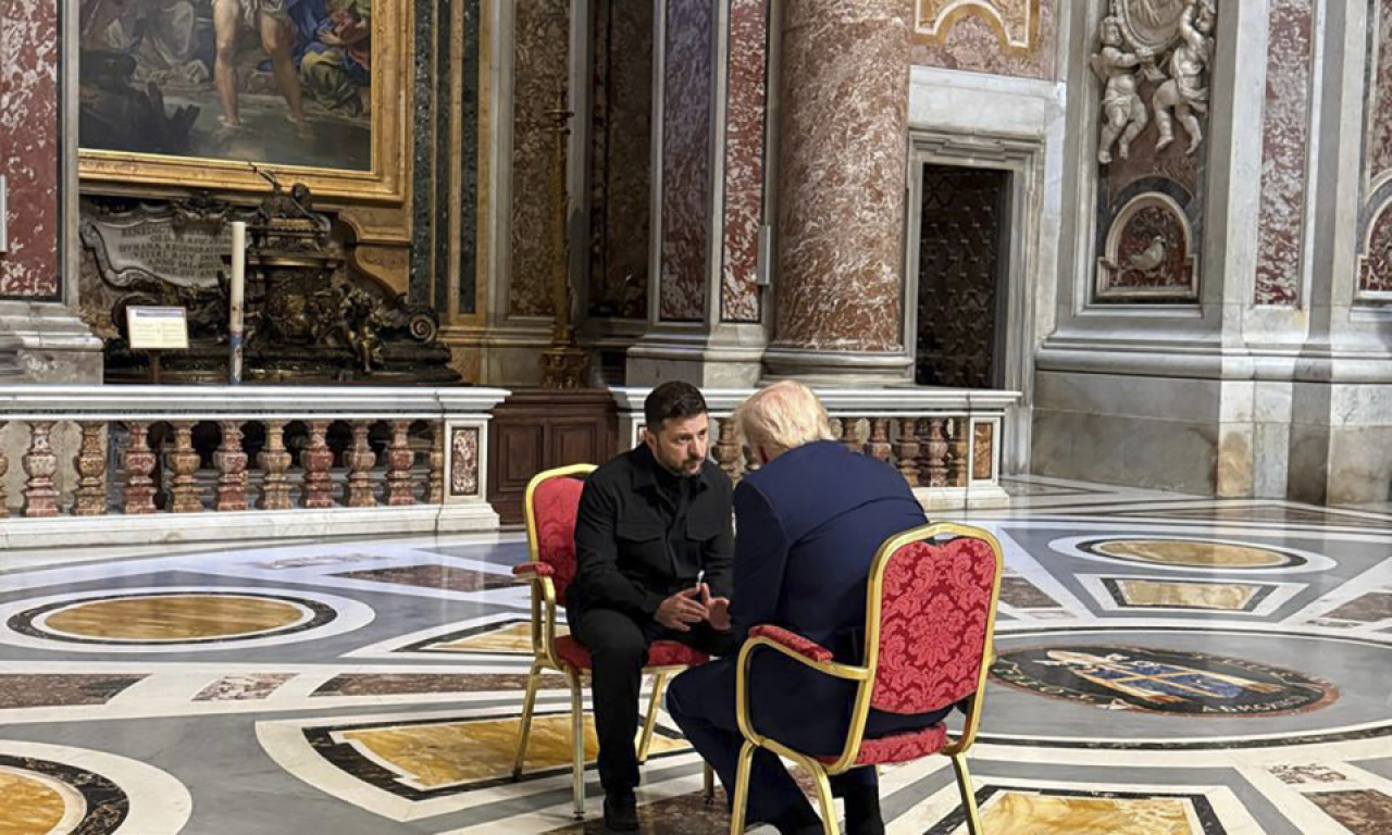 ZELENSKI UPRAVO OBJAVIO DA JE NA POMOLU KRAJ RATA? Oglasio se nakon sastanka sa Trampom i šokirao svet! (FOTO)