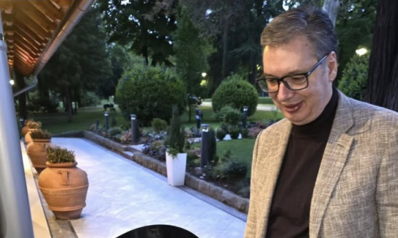 PRASE UMESTO ŠKAMPA! Vučić spremio tradicionalni srpski doček za Trampa Mlađeg (FOTO)