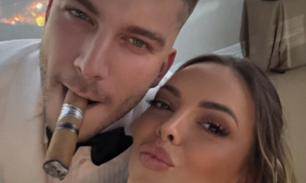 ĆERKA NAŠEG POZNATOG FOLK PEVAČA PODELILA SLIKE SA SVADBE SINA MILIJE KTITORA "Moj najbolji drug i njegova Nina" (FOTO)