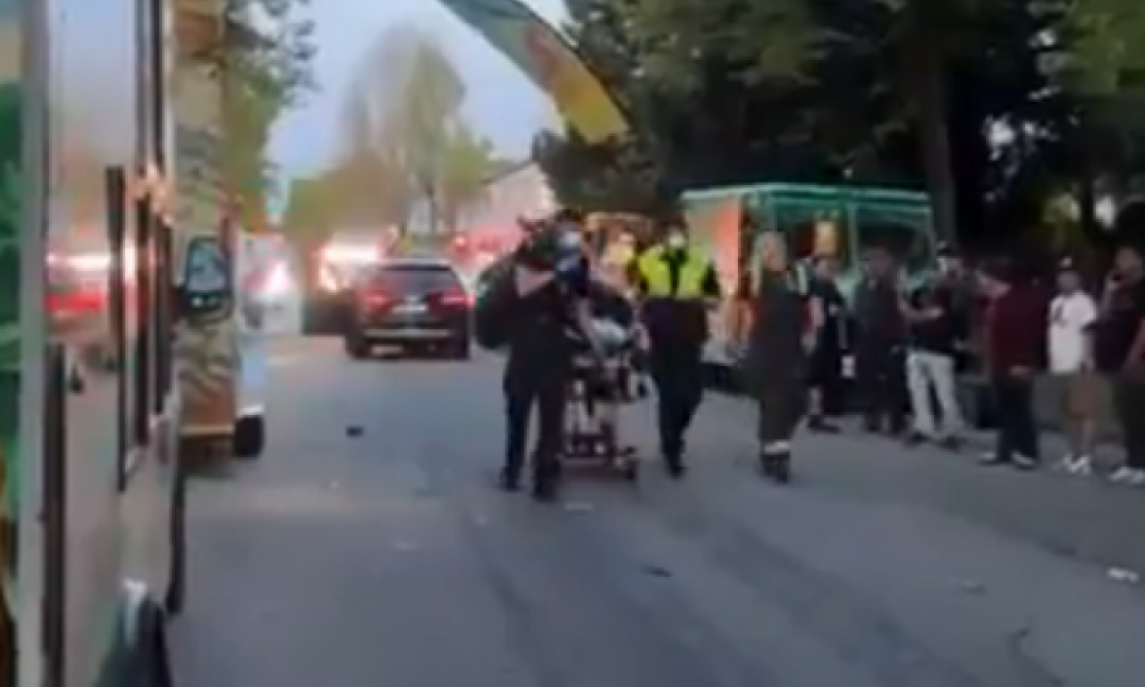 OVAKO JE IZGLEDAO TRENUTAK NAPADA U VANKUVERU Ispovest očevidaca nakon pokolja budi jezu (FOTO+VIDEO)