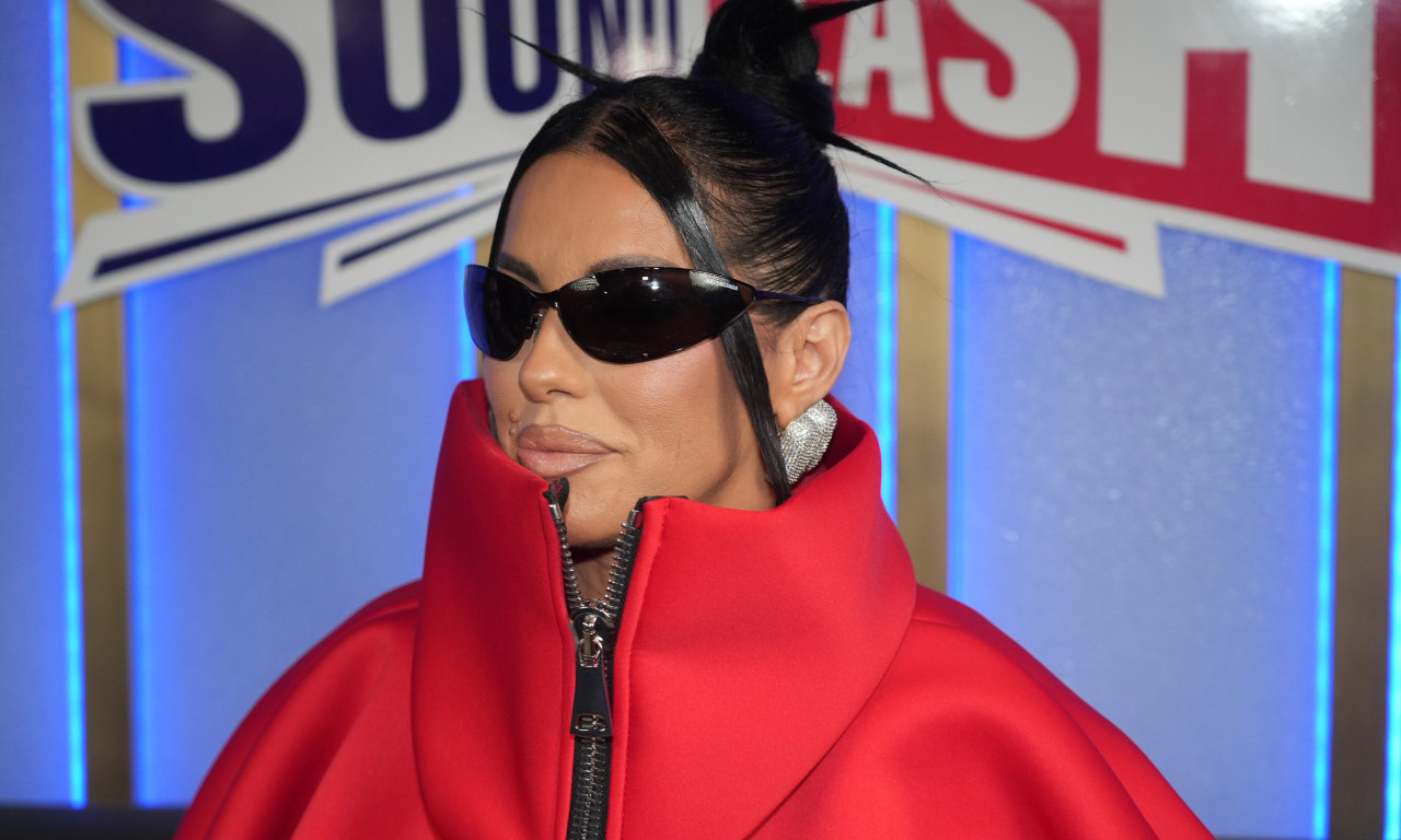 "SRAM VAS BILO, VREĐATE LJUDE KOJI NEMAJU!" Seka Aeksić održala lekciju o paradajz turistima