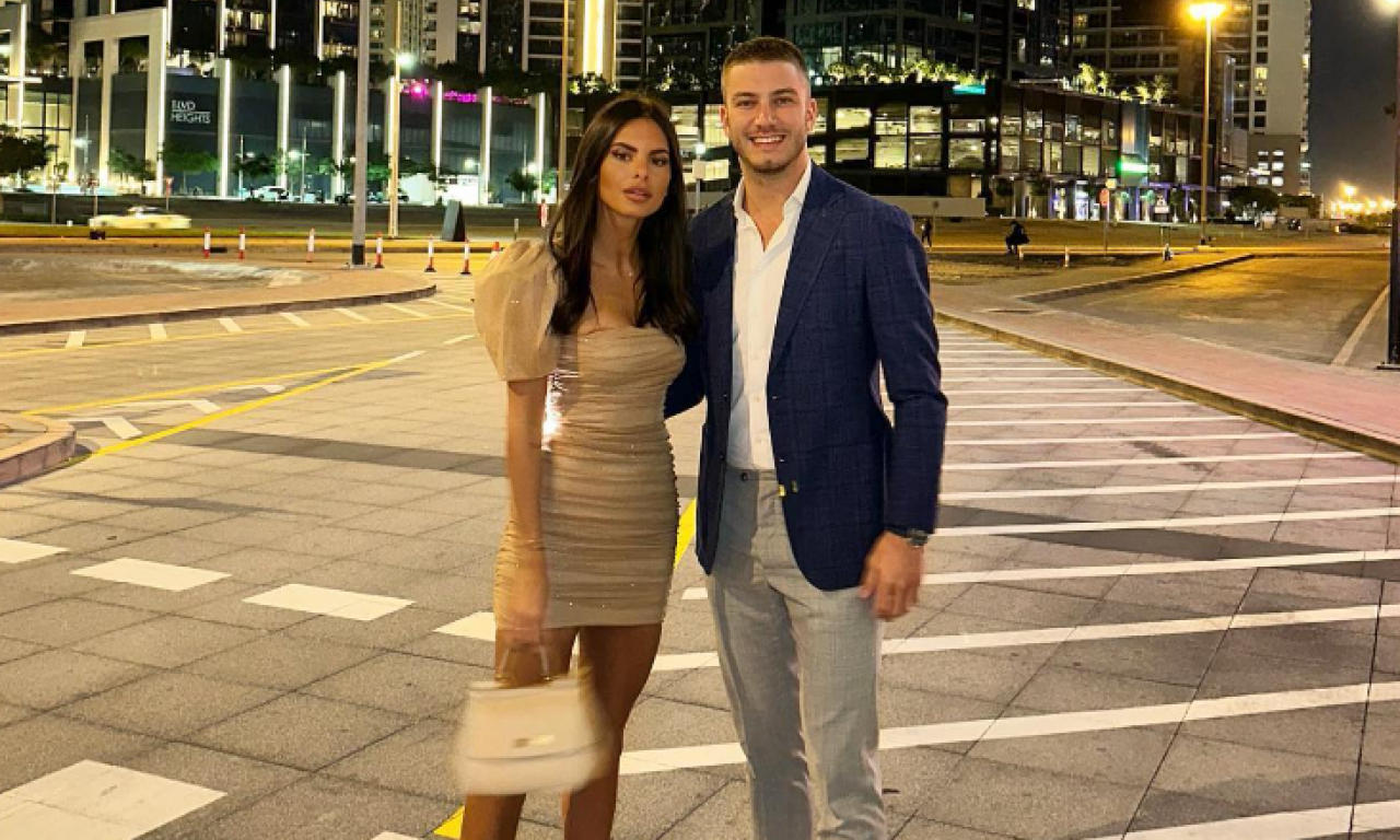 BALKANSKA ZVEZDA UVELIČALA SLAVLJE SINA KTITORA Evo od koga je poklon za svadbu bila Lepa Brena