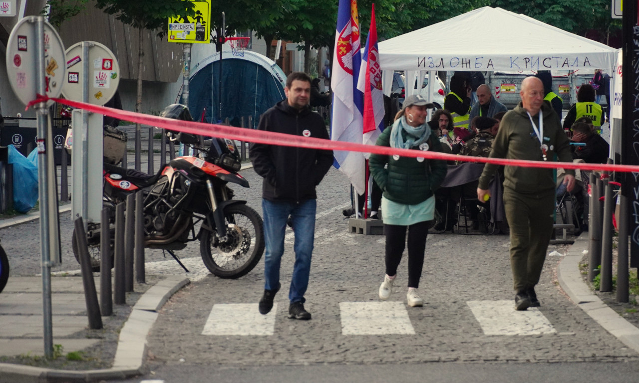 TAKOVSKA PARALISANA, OVIM ULICAMA DANAS NE MOŽETE Protest studenata ušao u 15. dan - RTS i dalje blokiran (VIDEO)