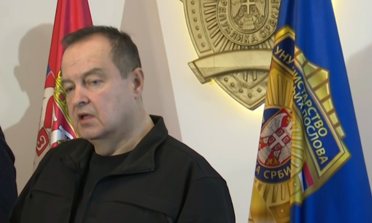 "IMAJU ŽELJU ZA IZAZIVANJEM GRAĐANSKOG RATA": Ivica Dačić osudio blokiranje kuće Miloša Vučevića
