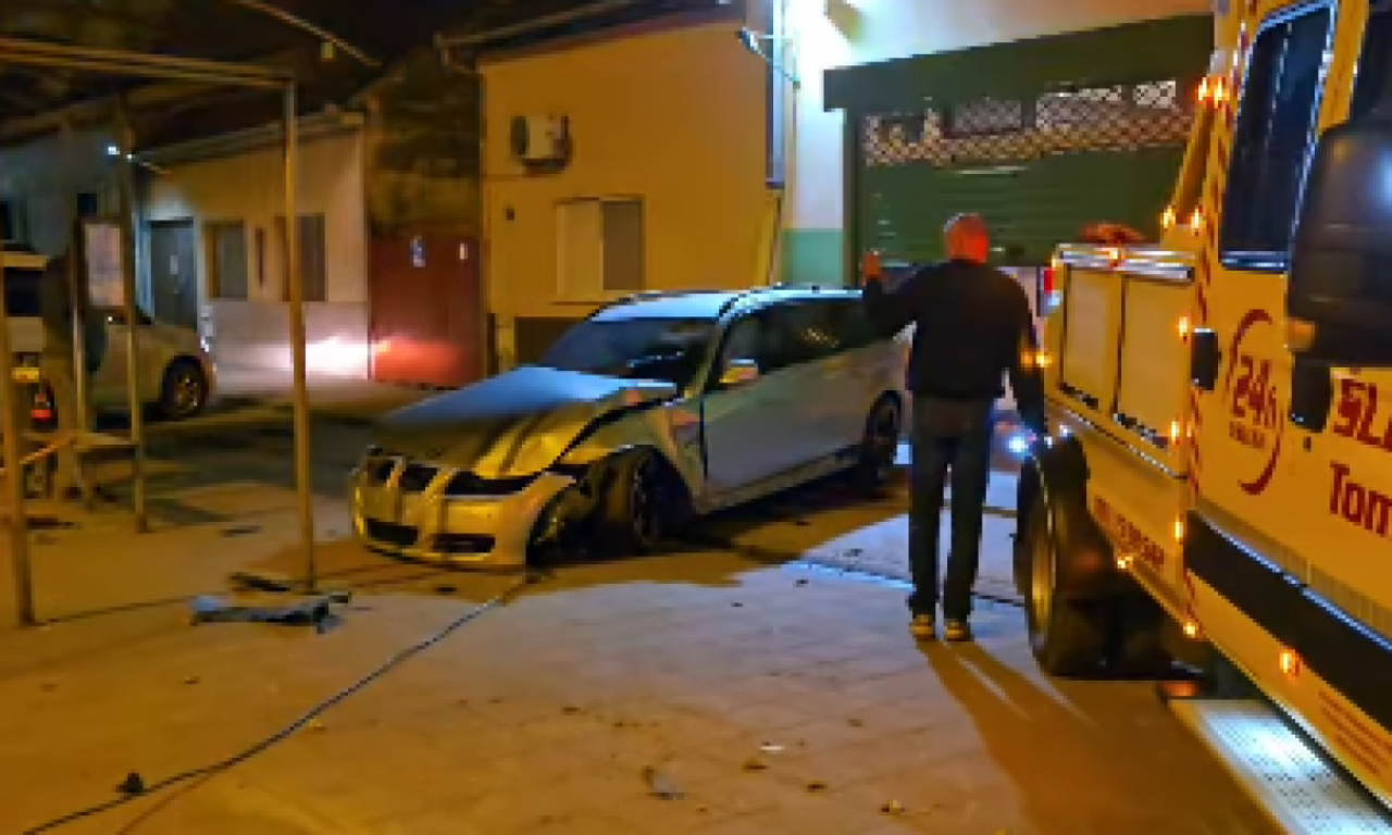 POJAVIO SE JEZIV SNIMAK IZ NOVOG SADA: "BMW" uleće na autobusko stajalište! (VIDEO)