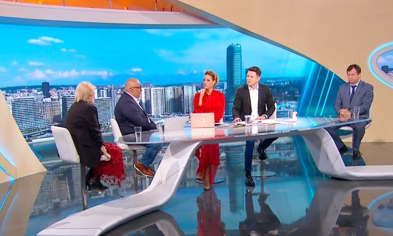 VREME JE DA DRŽAVA OŠTRIJE REAGUJE Profesor na fakultetu šokiran dešavanjima ispred DIF-a gde je napadnut dekan Drid