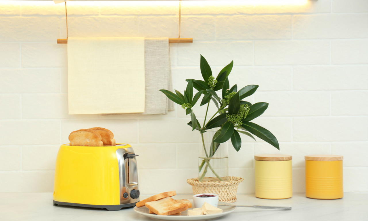 NIKAKO NA OVOM MESTU Gde ne bi trebalo da držite toster u kuhinji