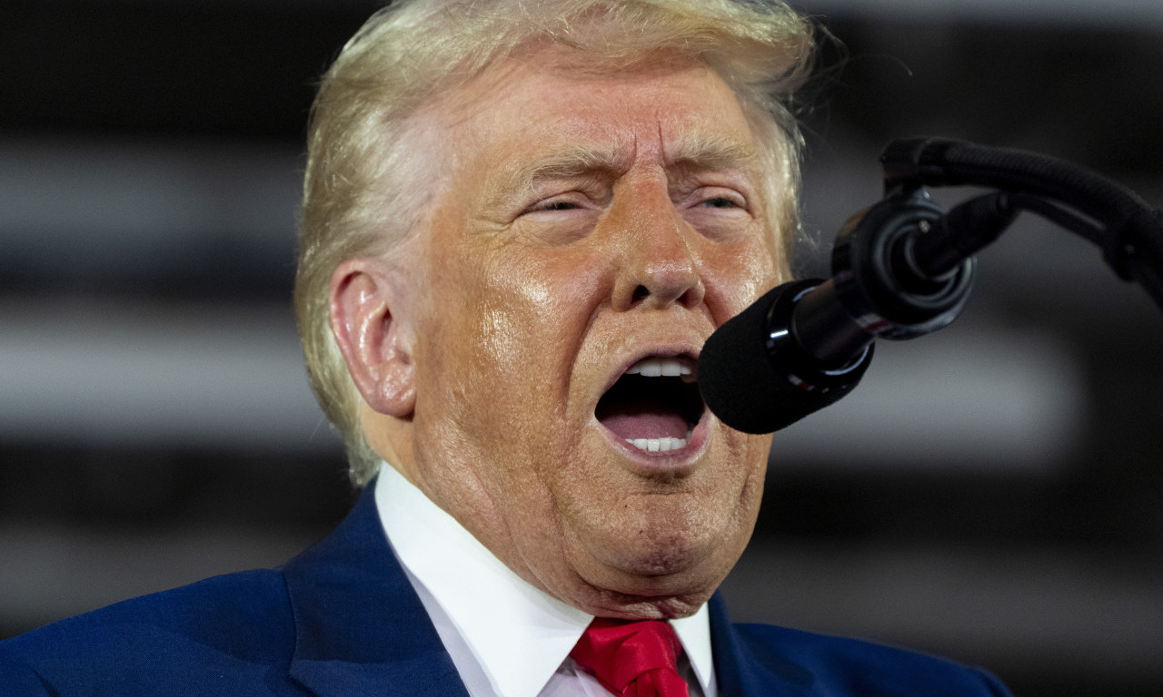 DONALD TRAMP PONIŽAVA SRBIJU Hoće u našu državu da deportuje ilegalne migrante iz SAD!