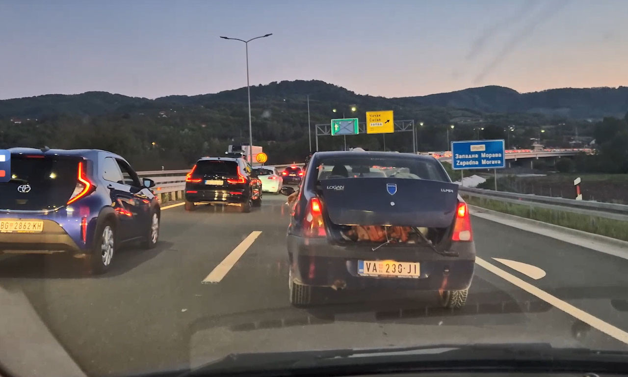 VELIKA GUŽVA NA MILOŠU VELIKOM Na ovoj naplatnoj rampi kolona duga dva kilometra (VIDEO)