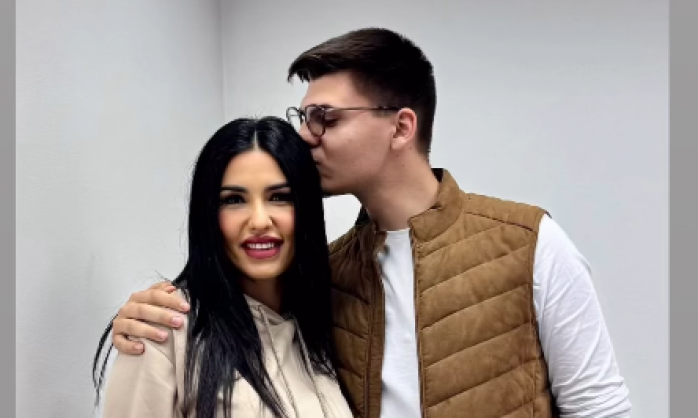 EMOTIVNI POVRATAK TANJE SAVIĆ U SMEDEREVO: „Ovaj dan mi je kao crveno slovo!“ (FOTO)