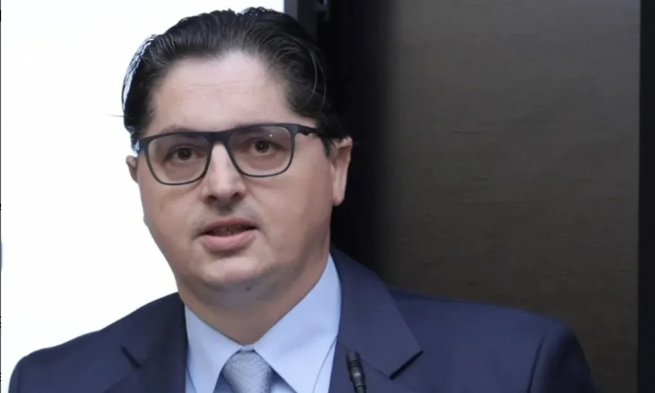 "REKLI SU: PUMPAĆEMO TE DO SMRTI! VIDEO SAM MRŽNJU U OČIMA" Poslanik Uglješa Mrdić za K1info o napadu - bilo ih je više!
