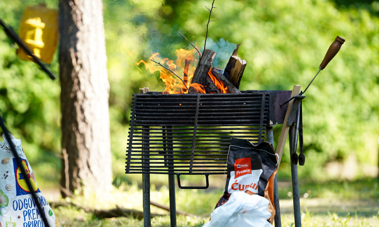 PRVOMAJSKI URANCI ŠIROM SRBIJE Evo gde se roštilja
