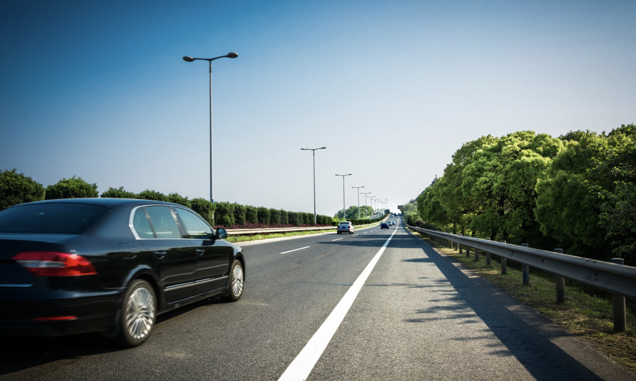 KO SE VRAĆA SA PRAZNOVANJA PRVOG MAJA, OVO MORA DA ZNA Evo kakvo je stanje na putevima i granicama