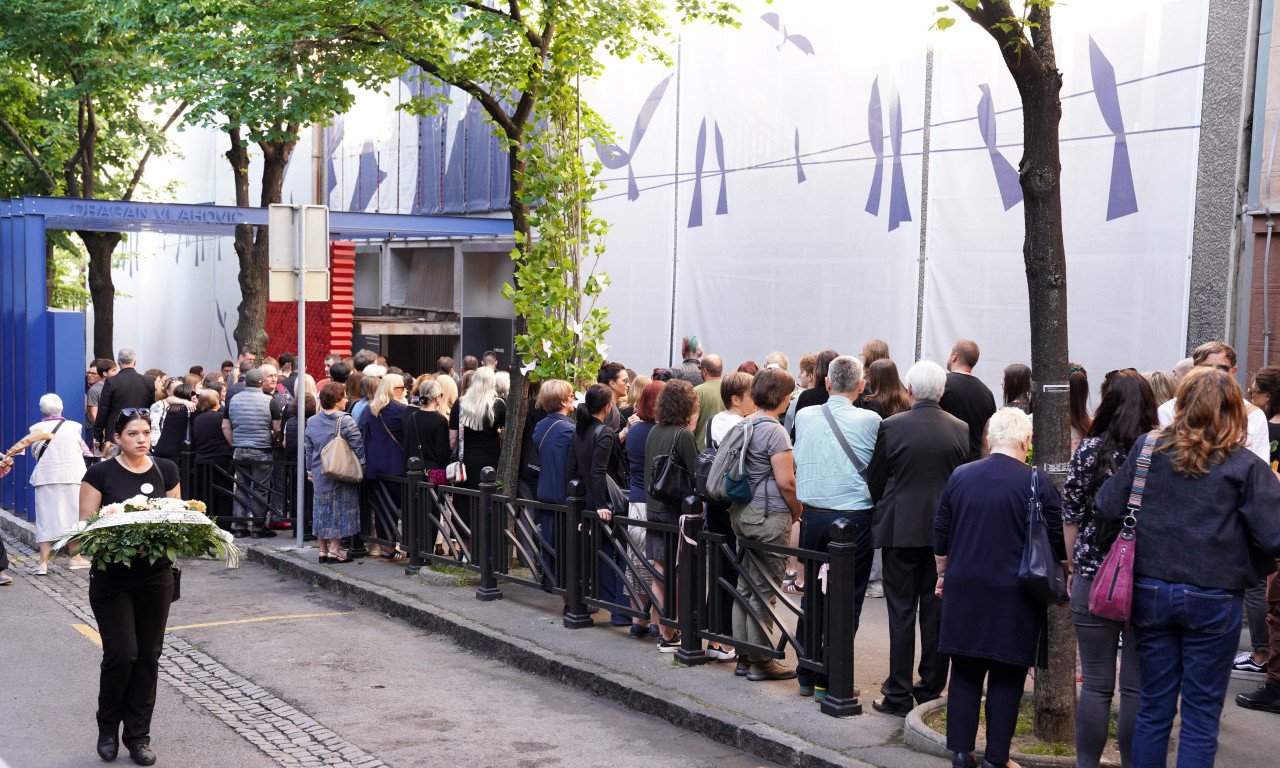 NAJTUŽNIJI FILM KOJI ĆETE POGLEDATI DANAS Objavljene "Beskonačne niti" u znak sećanja na žrtve "Ribnikara" (VIDEO)
