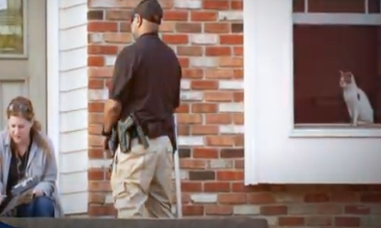 ZASTRAŠUJUĆE OTKRIĆE NA LONG AJLENDU Prijavili smrad u kući, a ono što je policija zatekla ledi krv u žilama (VIDEO)