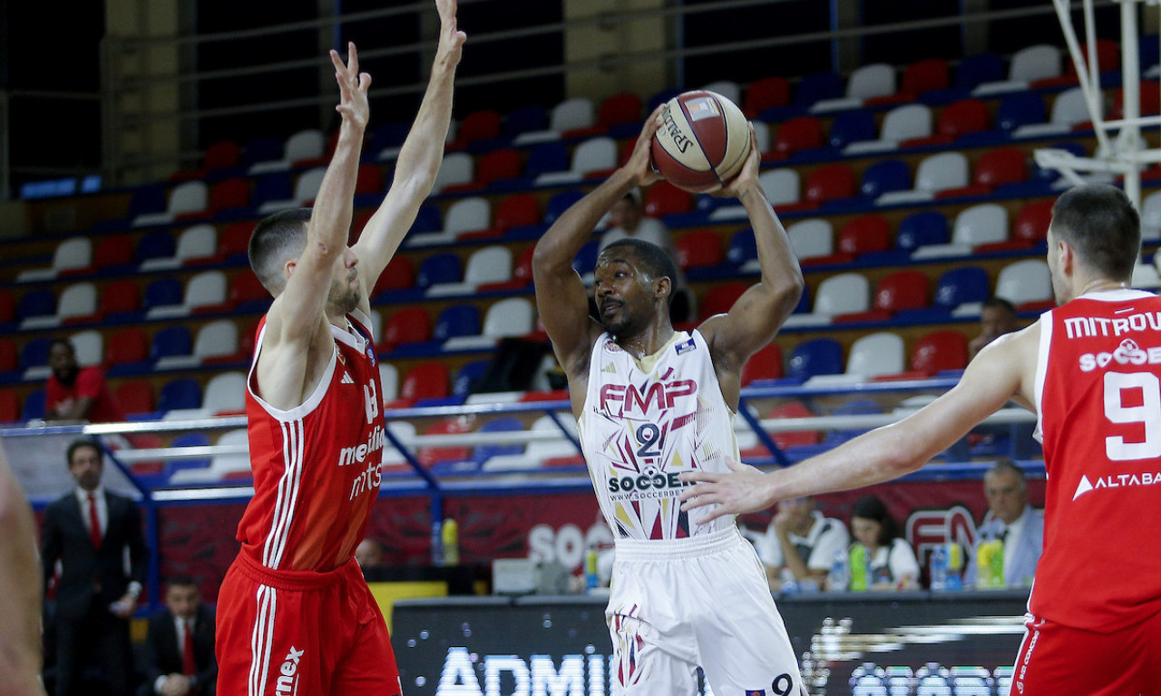 U ŽELEZNIKU NIŠTA NOVO: Crvena zvezda pobedila FMP