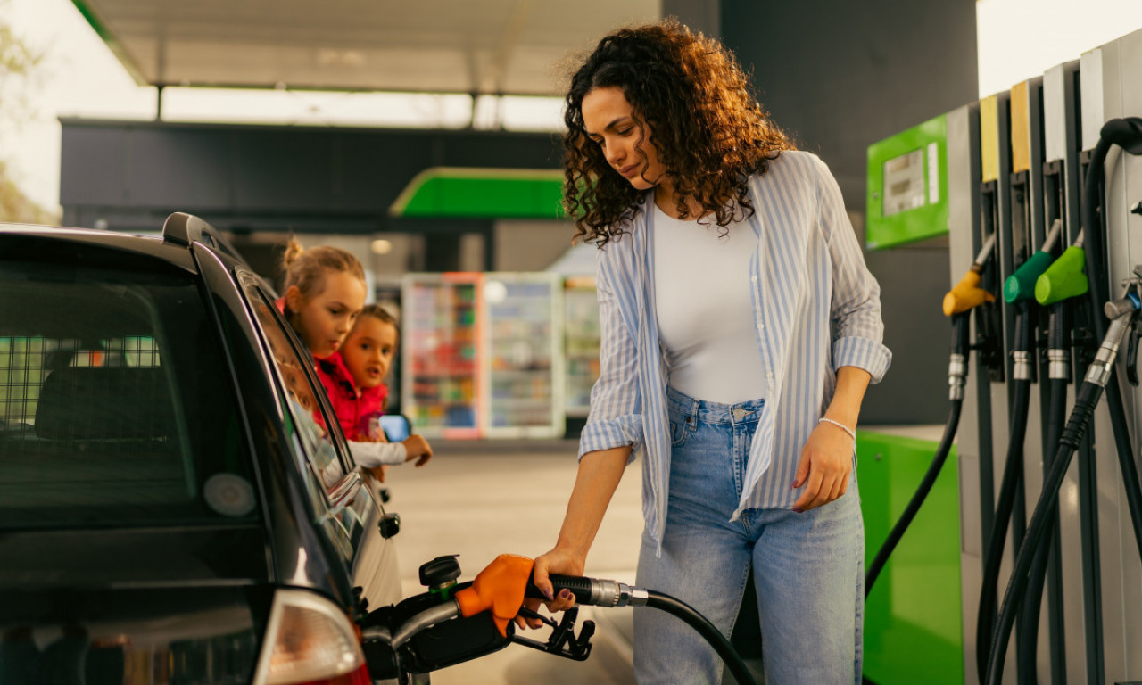 POSKUPEO DIZEL Vozači u Srbiji će od danas litar plaćati ovoliko!