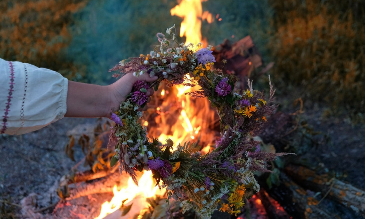 PALA JE KIŠA NA ĐURĐEVDAN, EVO ŠTA TO ZNAČI Ovo su najvažniji običaji za praznik koji Srbi obožavaju