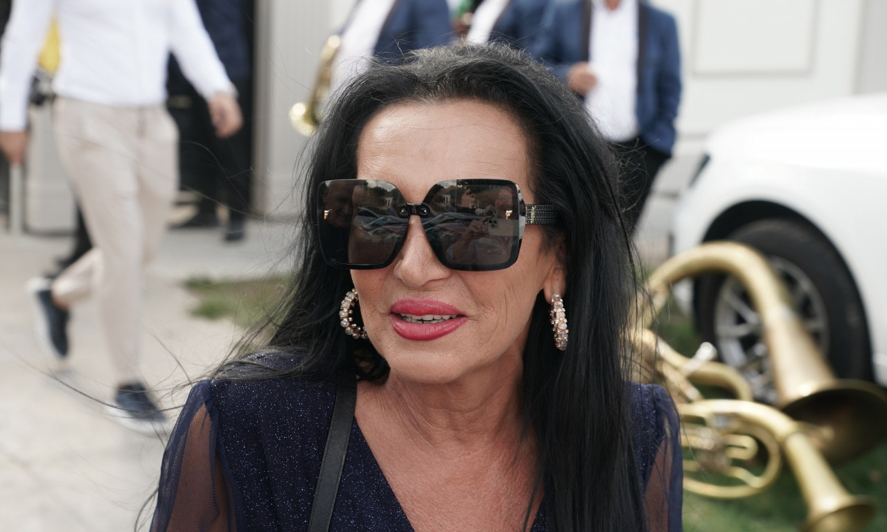 EVO ZAŠTO GOCA BOŽINOVSKA NIJE BILA NA KRŠTENJU UNUKA Otkriven pravi razlog (FOTO)