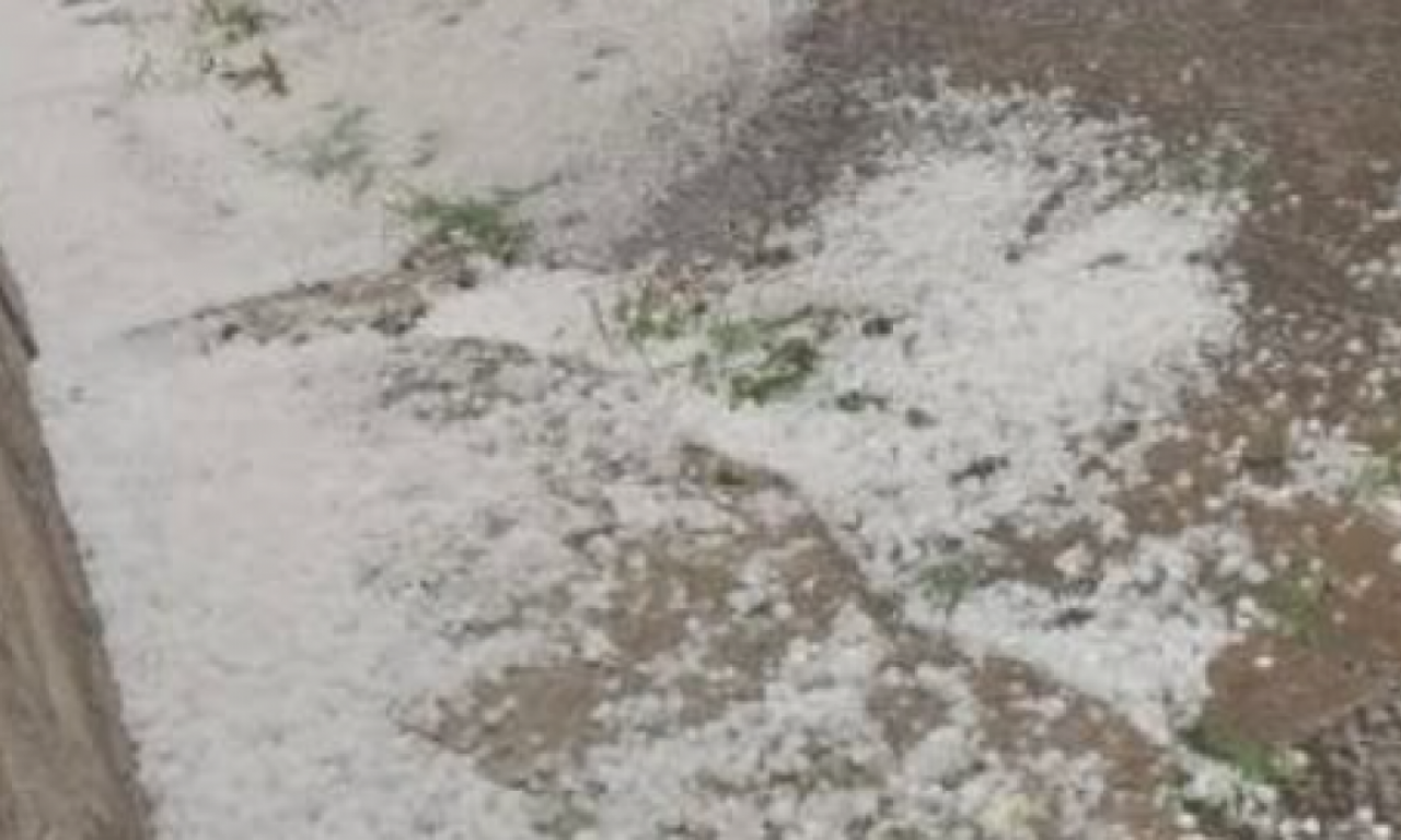 ZABELELA SE SRBIJA: U Velikom Orašju grad veličine klikera, tukao i u Aranđelovcu i Velikoj Plani (FOTO/VIDEO)