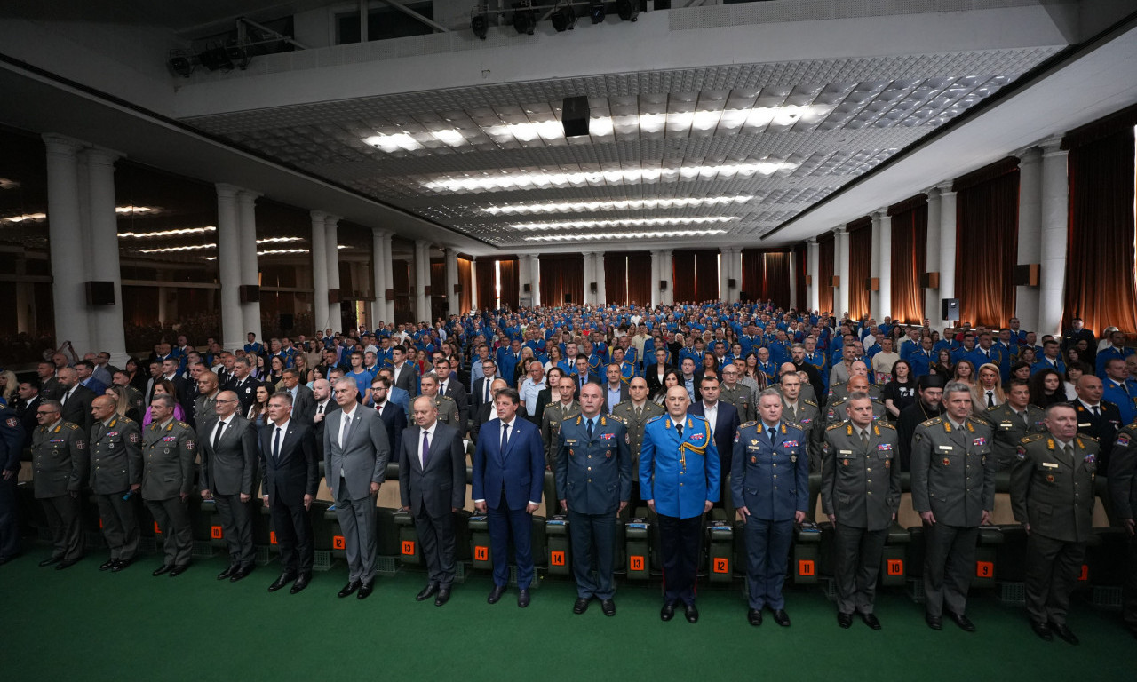"DA OSTANETE SIMBOL SNAGE I ČUVAR TRADICIJE" Održana svečana akademija povodom Dana Garde Vojske Srbije (FOTO)
