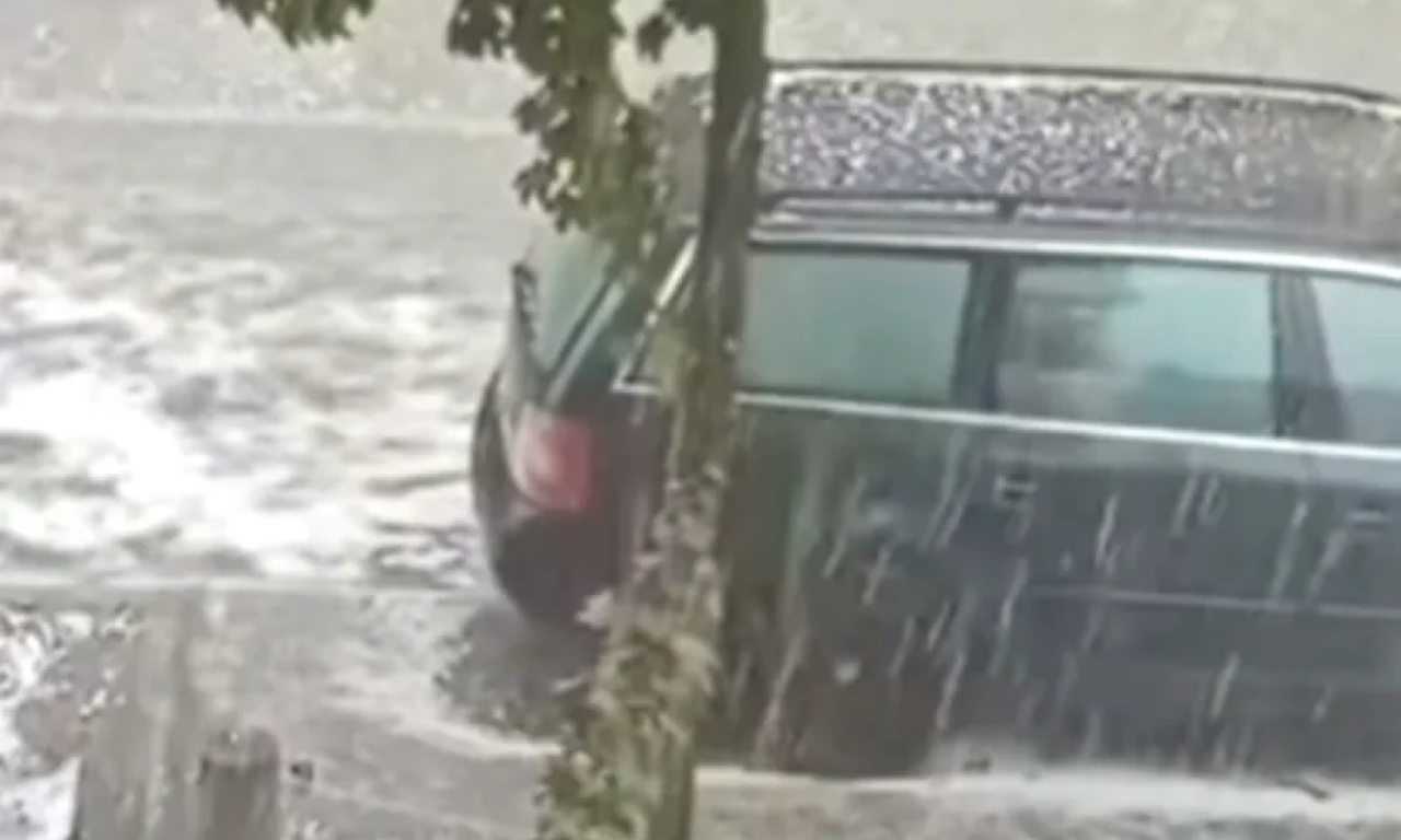 PREDEJANE POD VODOM Velika količina kiše sručila se tokom popodneva na jug Srbije (VIDEO)