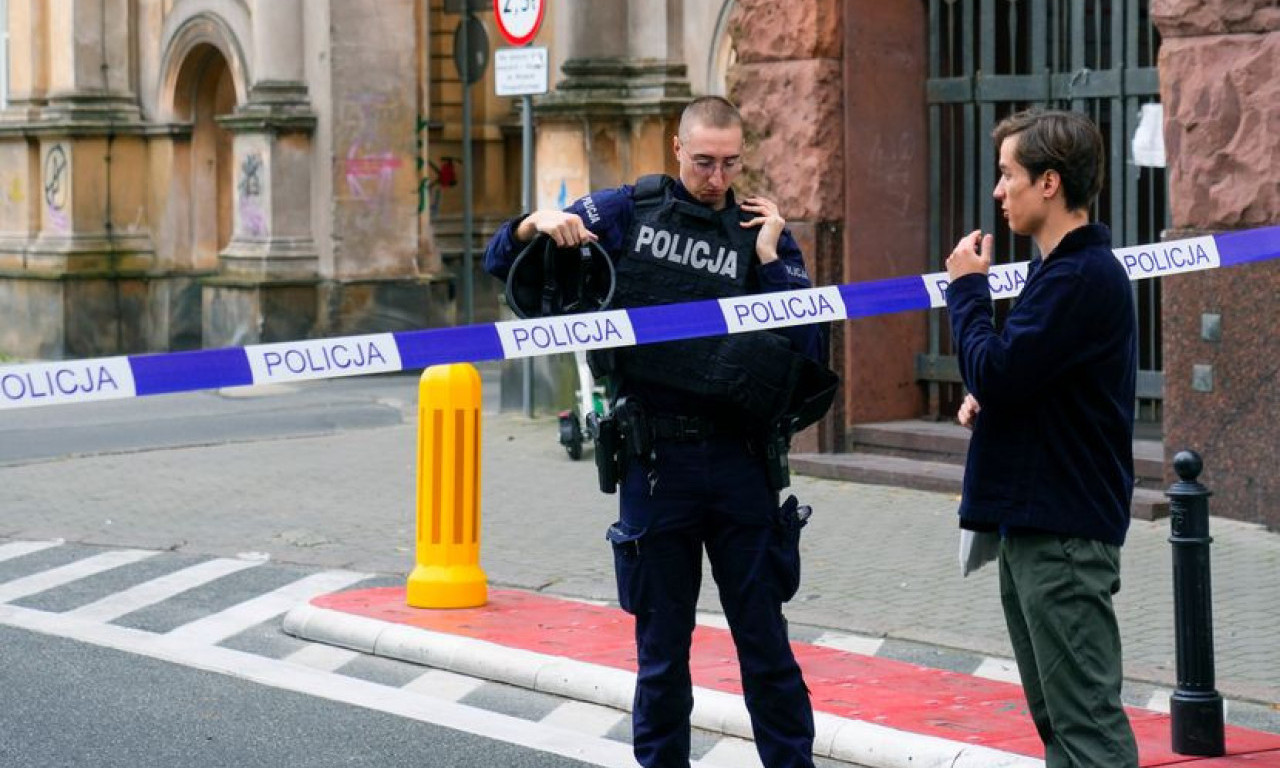 DRAMA U VARŠAVI Jedna osoba stradala u napadu sekirom na univerzitetu