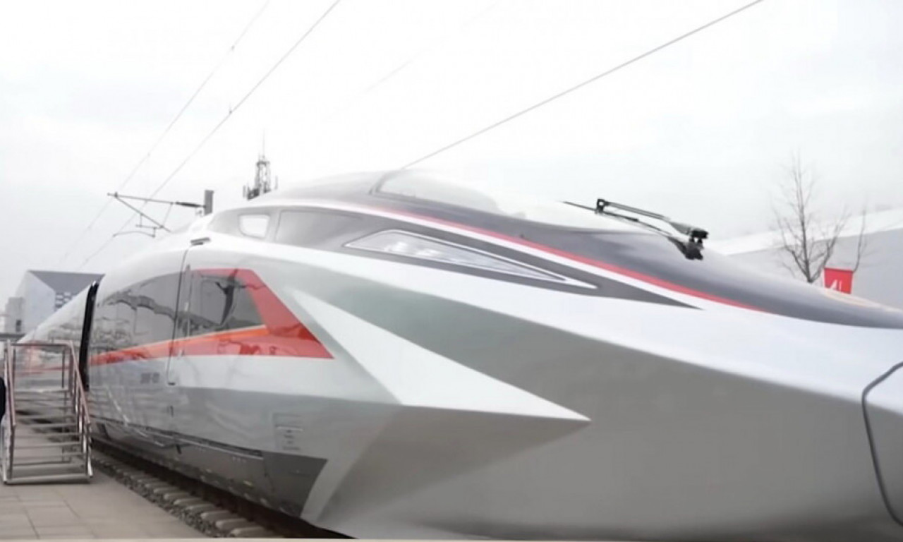 KINA TESTIRA NAJBRŽI VOZ NA SVETU Evo kakav izazov je bio pred stručnjacima