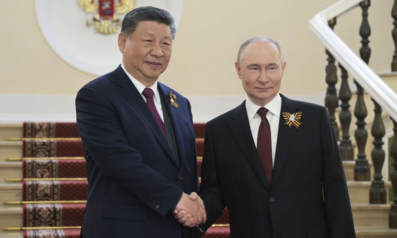 UDRUŽENI PROTIV AMERIKE! Putin i Si napisali pismo pred Dan pobede u Moskvi, evo koga optužuju za laži i haos!