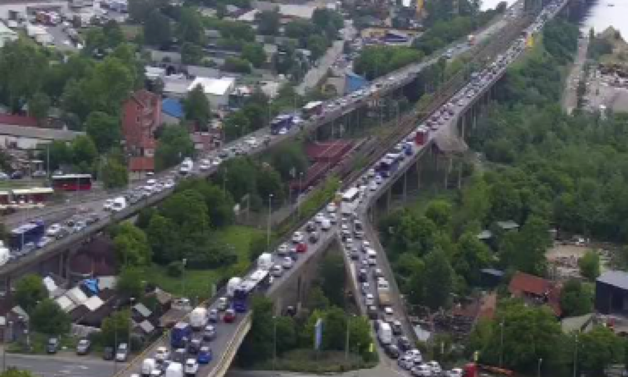 PANČEVAC STOJI! Potpuni kolaps u ovom delu grada, a ovo je razlog (FOTO)