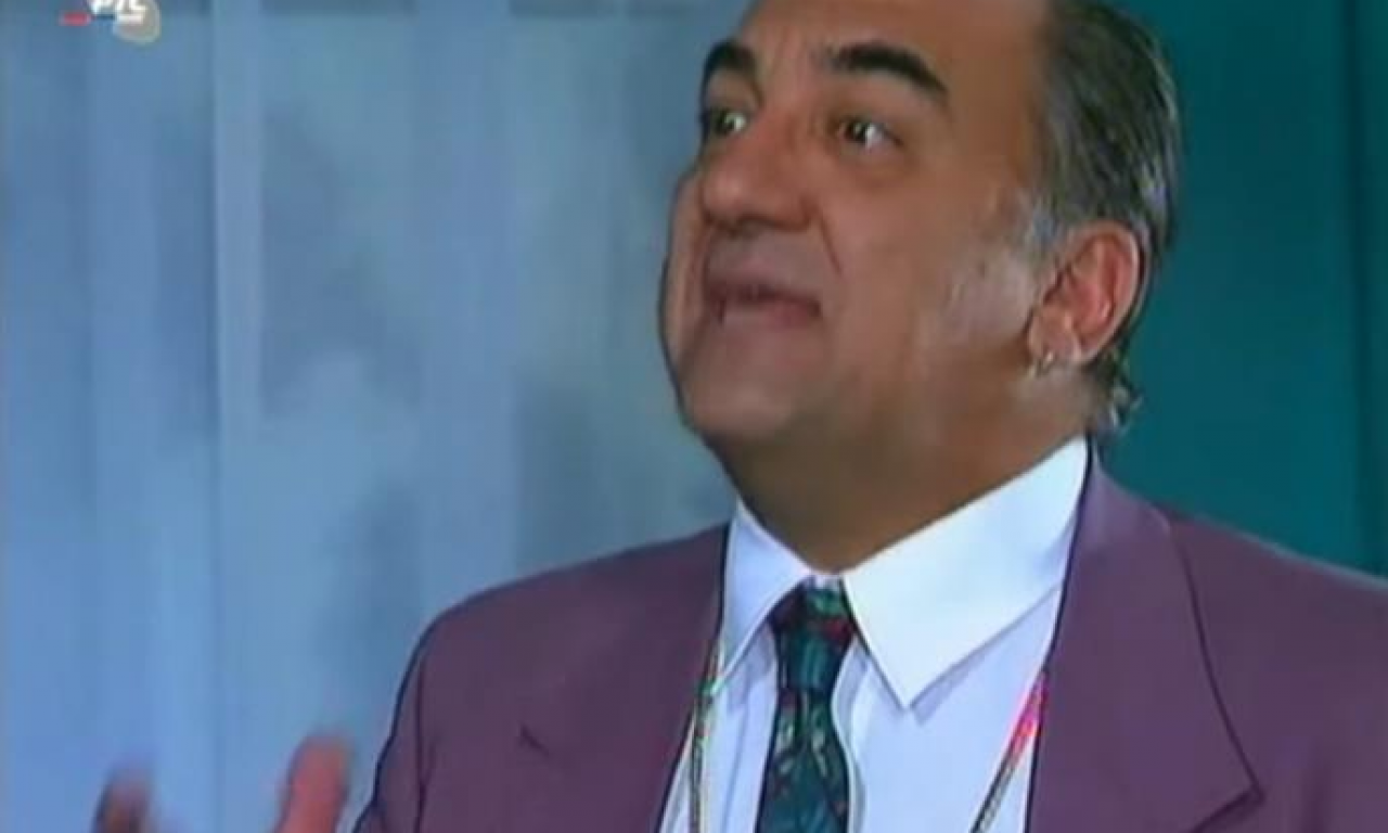 NAŠ POZNATI GLUMAC JE IMAO 3 PREZIMENA: Jedno je bilo ozloglašeno u narodu, a reagovali su često i organi reda