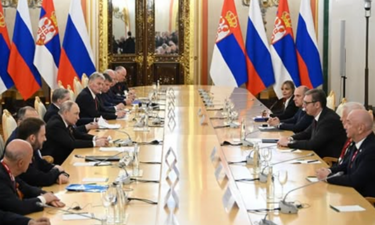 VUČIĆ SE OGLASIO POSLE SASTANKA SA PUTINOM: Ovo je bila posebna tema razgovora!