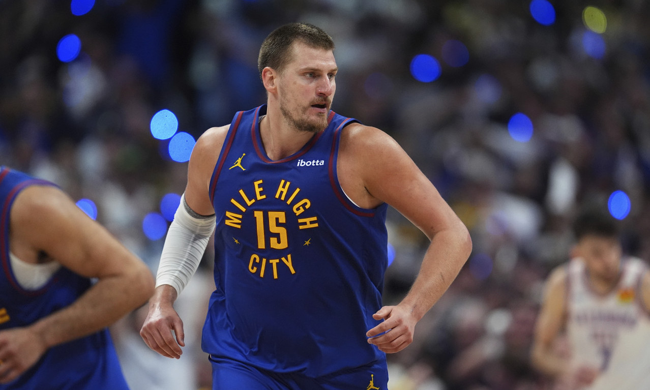 JOKIĆ VEĆ ODUŠEVIO! Srbija gleda spektakl Denvera i Oklahome u četvrtom meču NBA plej-ofa (VIDEO)