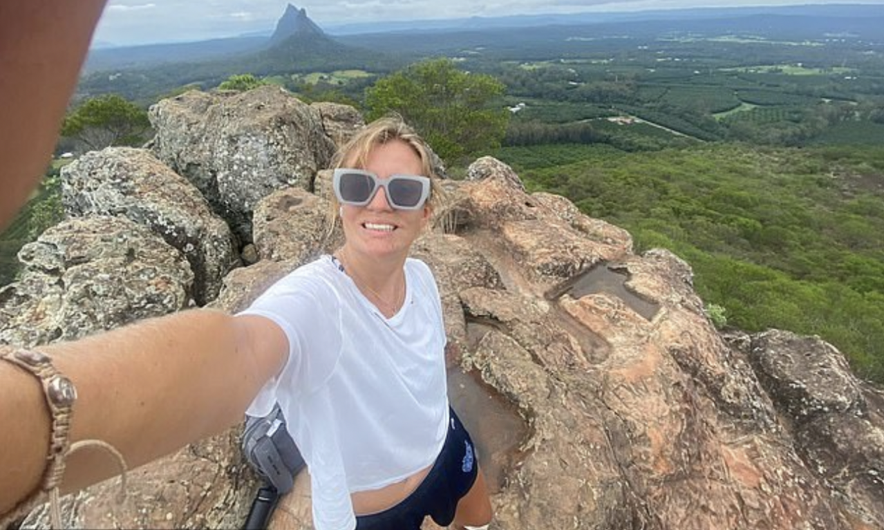 UMRLA ĆERKA POLITIČARA Iznenada joj pozlilo na večeri! Porodica skrhana